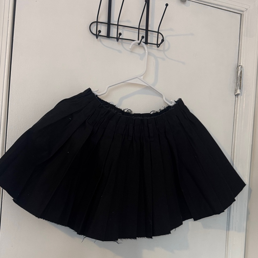H&M Black A-Line Skirt